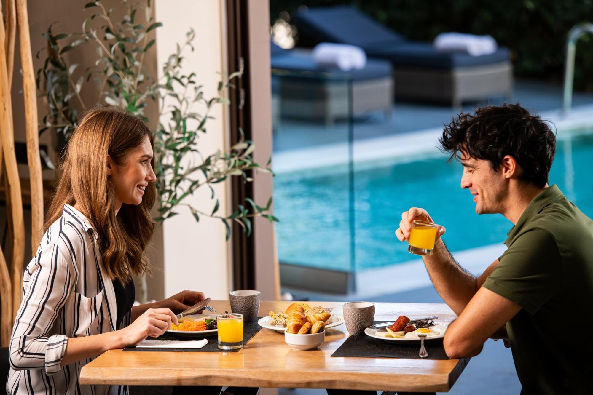Athenian Riviera Hotel& Suites Exterior foto
